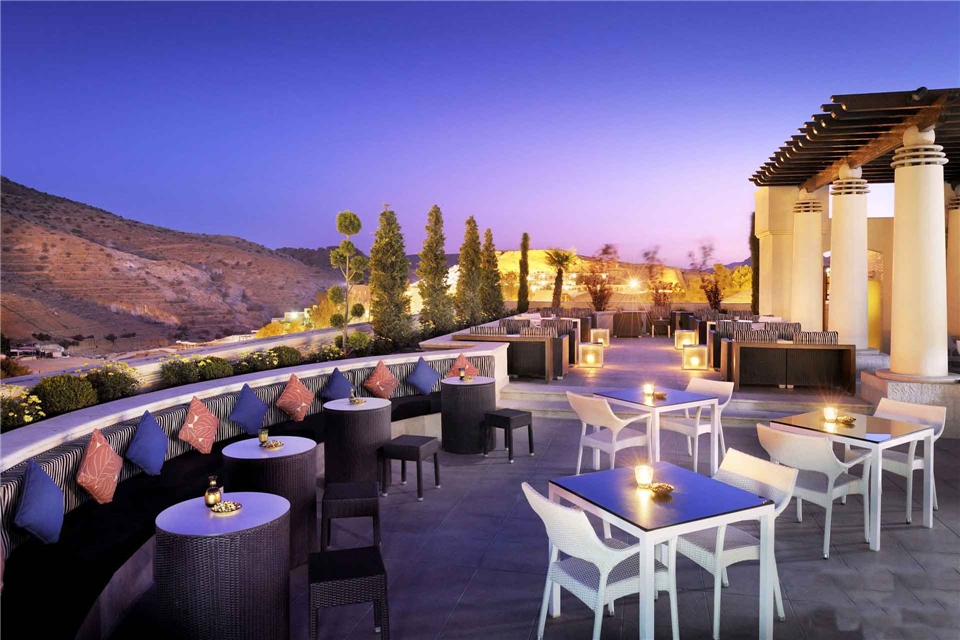 Jordanien Terrasse vom Moevenpick Resort