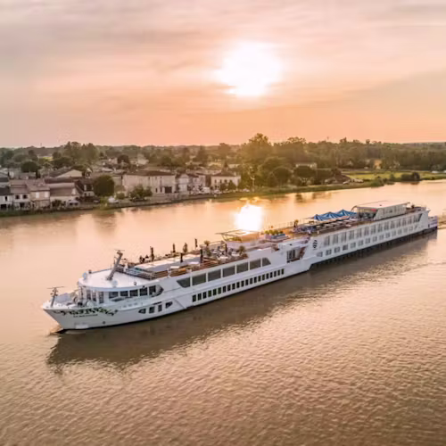 S.S. Bon Voyage Kreuzfahrtschiff