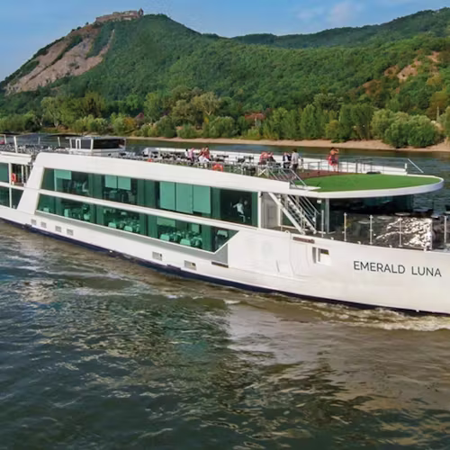 Emerald Luna Kreuzfahrtschiff