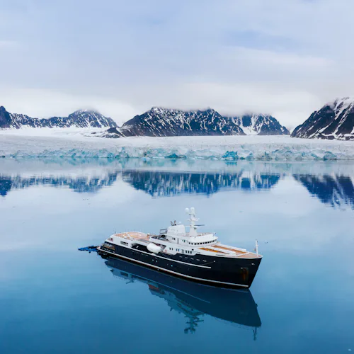 Aqua Lares Kreuzfahrtschiff